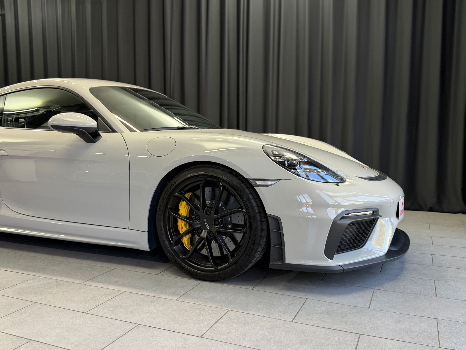 Fahrzeugabbildung Porsche Cayman GT4|918 SCHALENSITZE|PCCB|1.HAND|SCHALTER