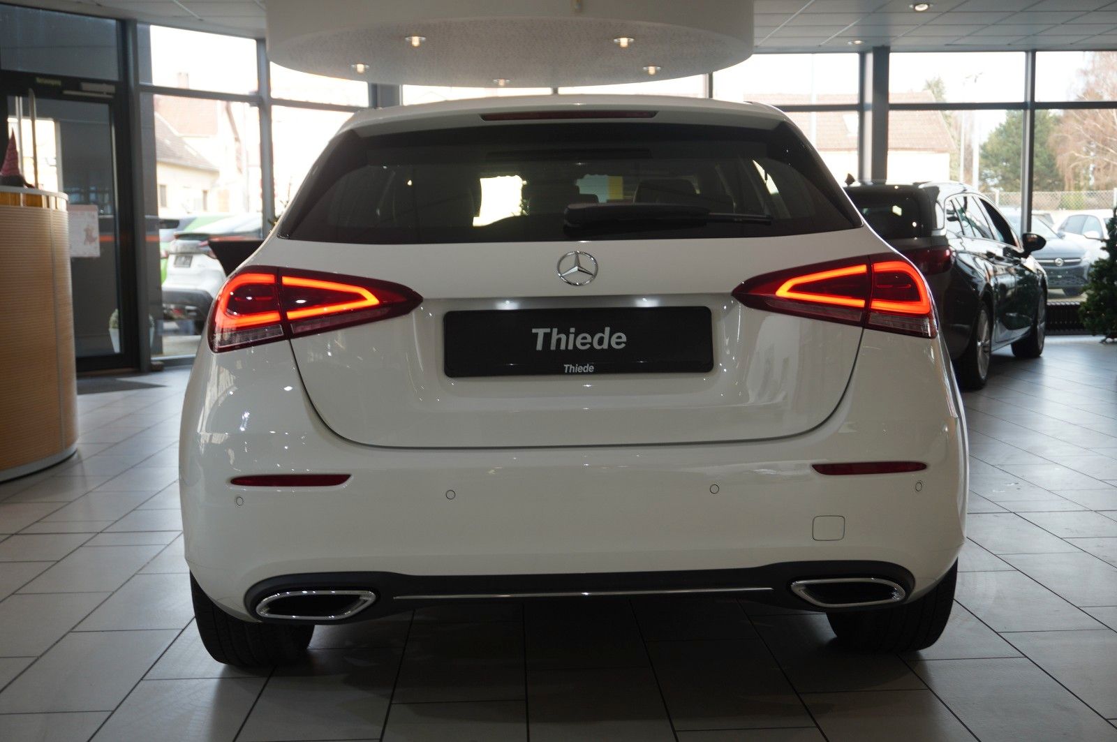 Fahrzeugabbildung Mercedes-Benz A 180 LIM. PROGRESSIVE NAVI/LED/VIRTU./SHZ/PDC