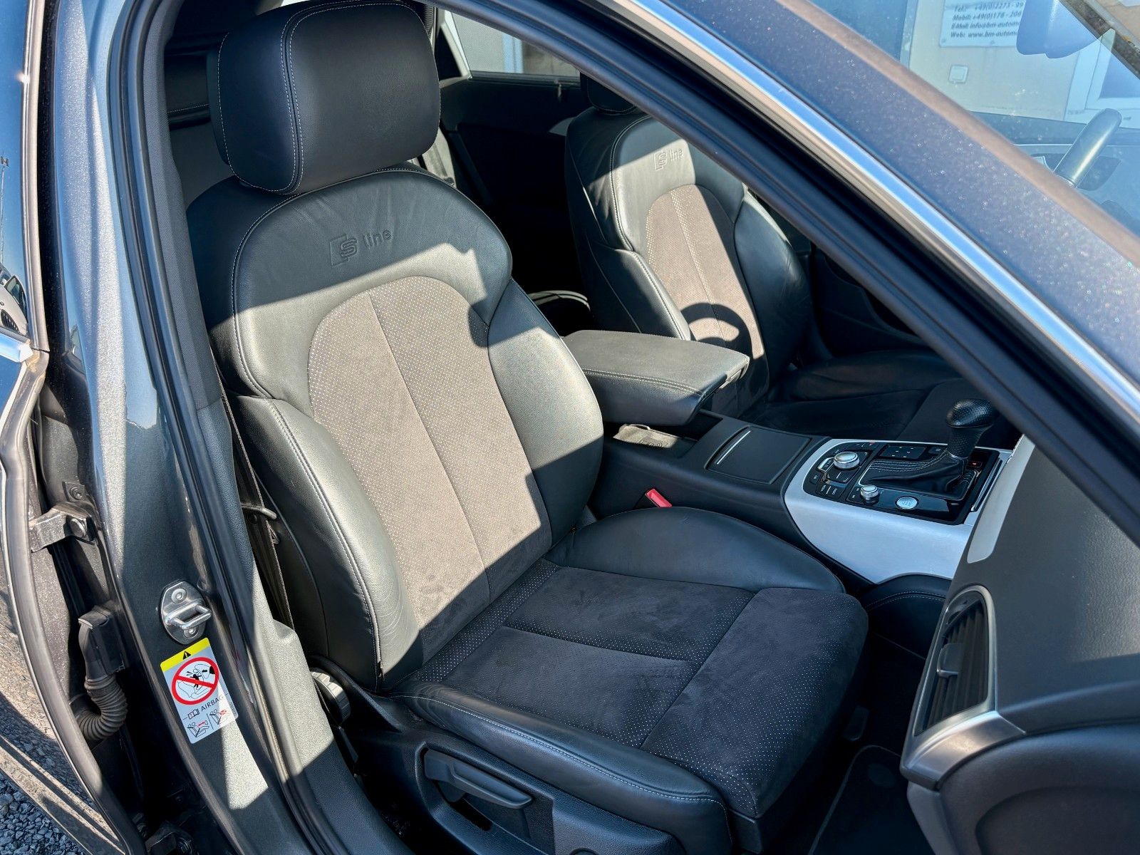 Fahrzeugabbildung Audi A6 Avant 3.0 TDI quattro Aut. S LINE SPORT Navi
