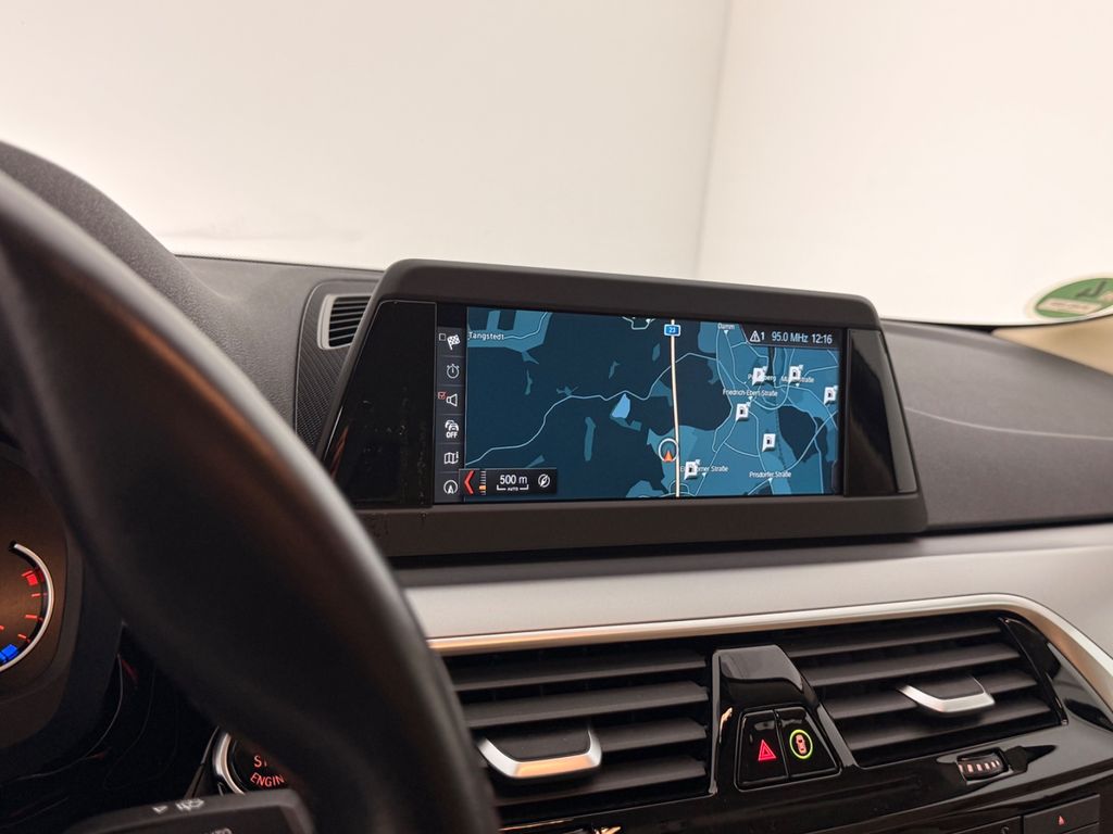 BMW 530i / 1.H RENTNER/ NUR 37.tKM/ GARANTIE/ BMW 530i / 1.H RENTNER/ NUR 37.tKM/ GARANTIE/