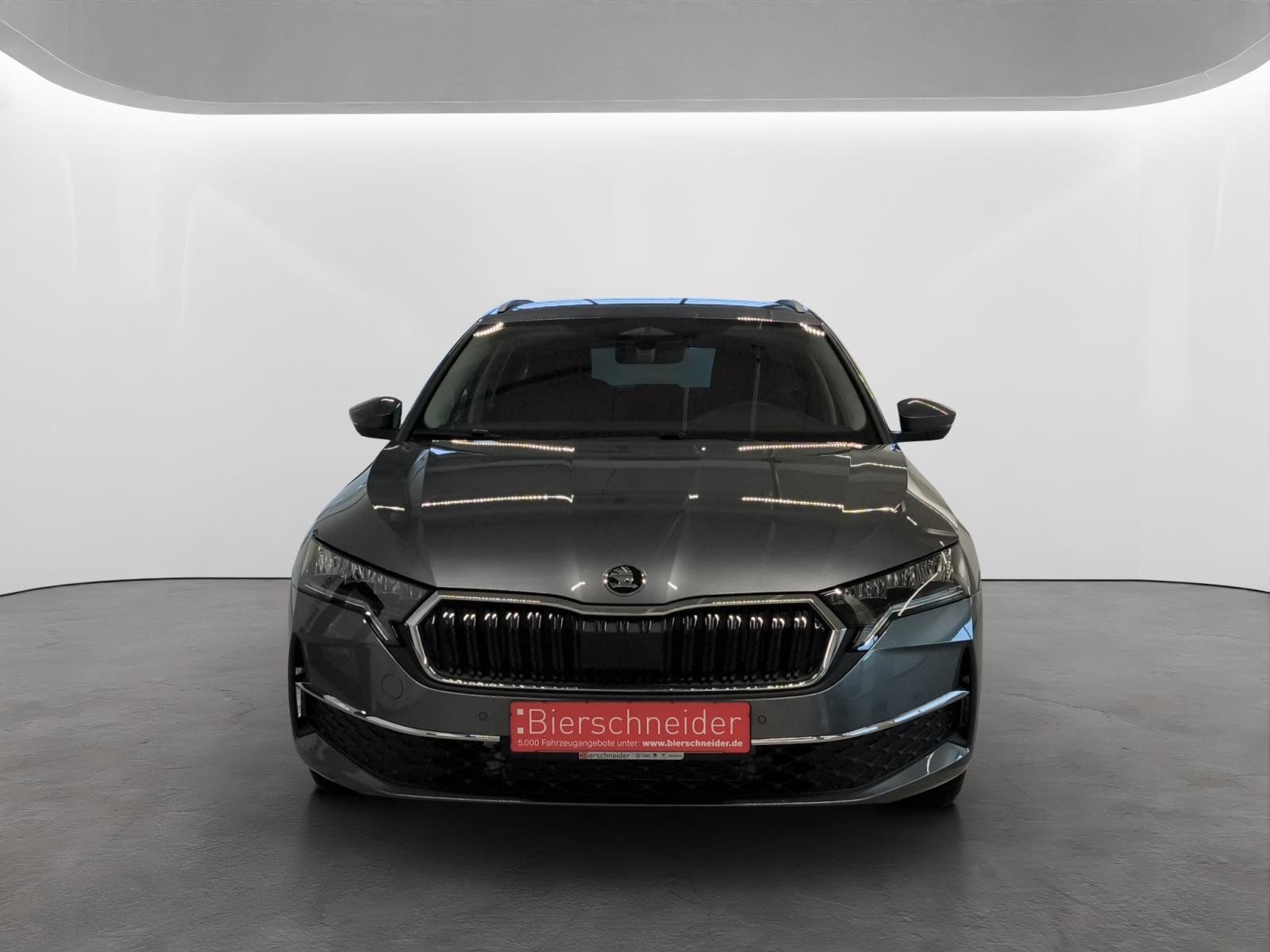Skoda Octavia Combi 1.5 TSI DSG Selection LED AHK SMAR imagem 3