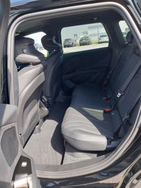 2026 BMW IX3 缩略图 13