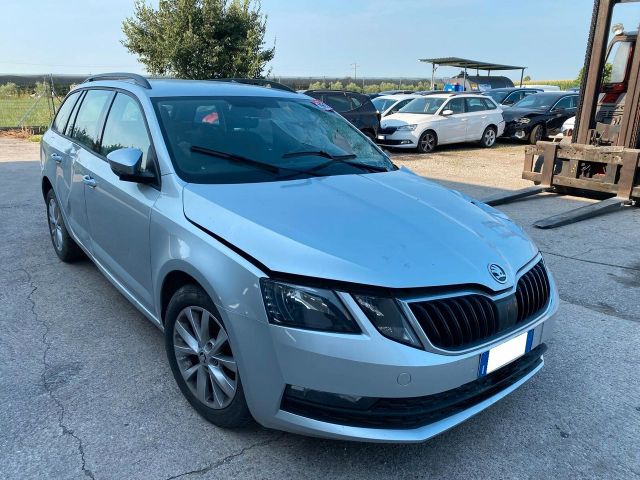 Skoda Octavia Wagon 1.6 tdi 115cv START NO EXPOR