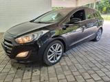 Hyundai i30 cw blue Passion - Hyundai i30 Passion mit Diesel-Antrieb