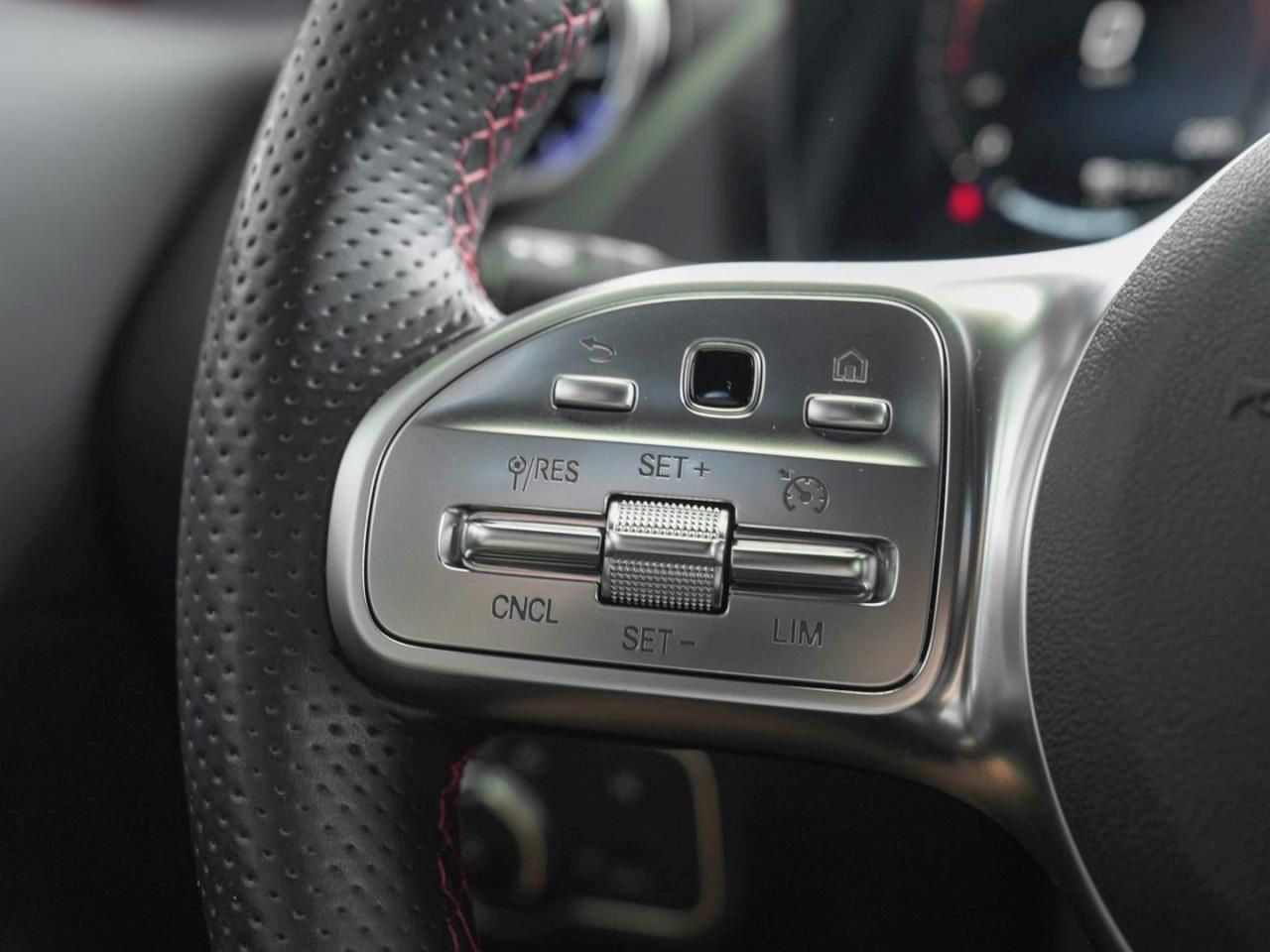Mercedes-Benz EQA 250 AMG Night EasyPack Kamera SpurH ParkA foto 18