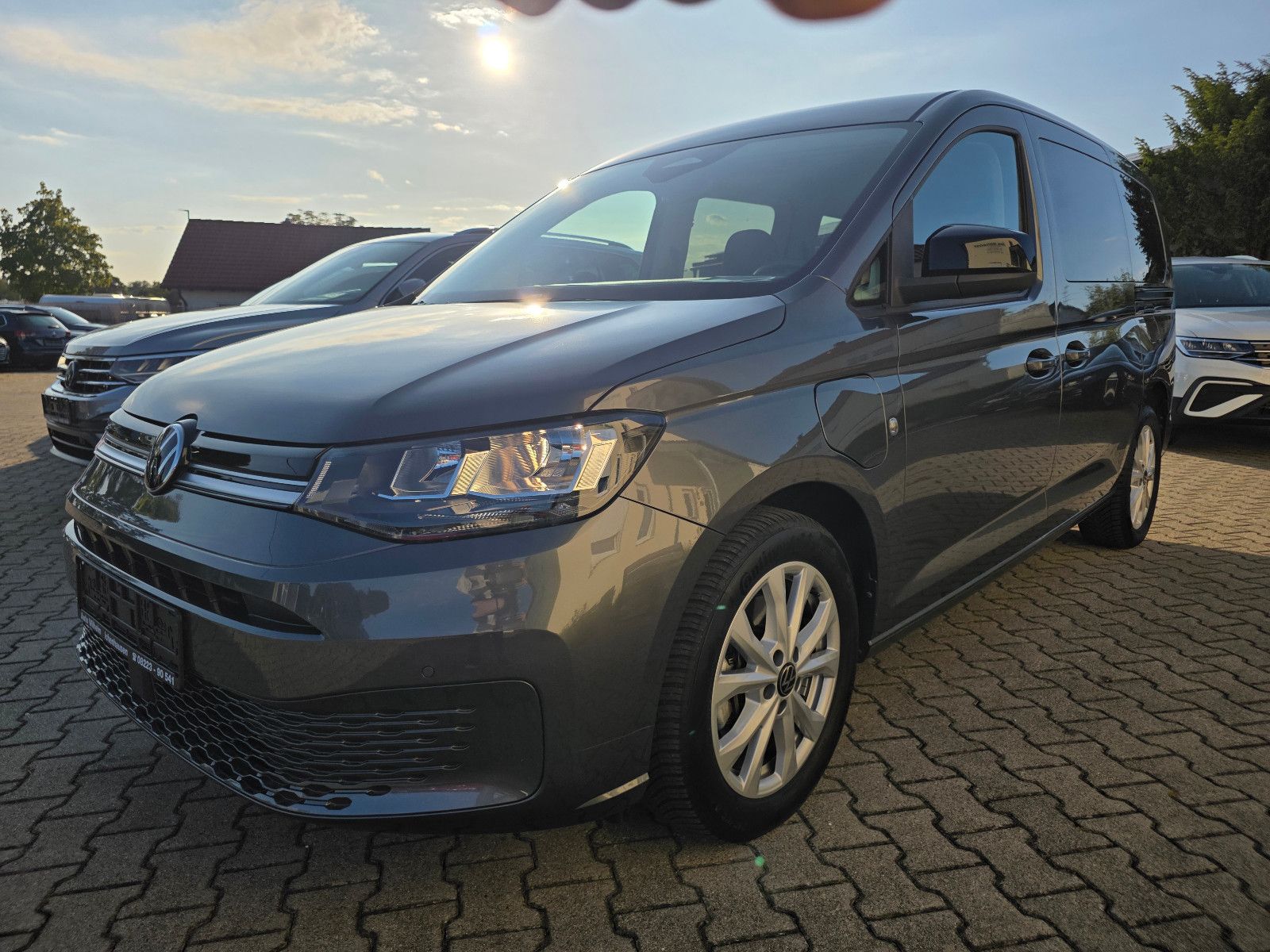 Volkswagen Caddy Maxi Life eHybrid vorb.AHK Navi Kamera 7Si imagem 2