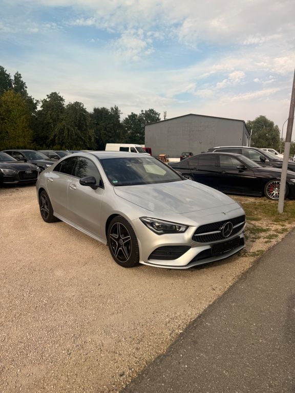 Image of Mercedes-Benz CLA 200