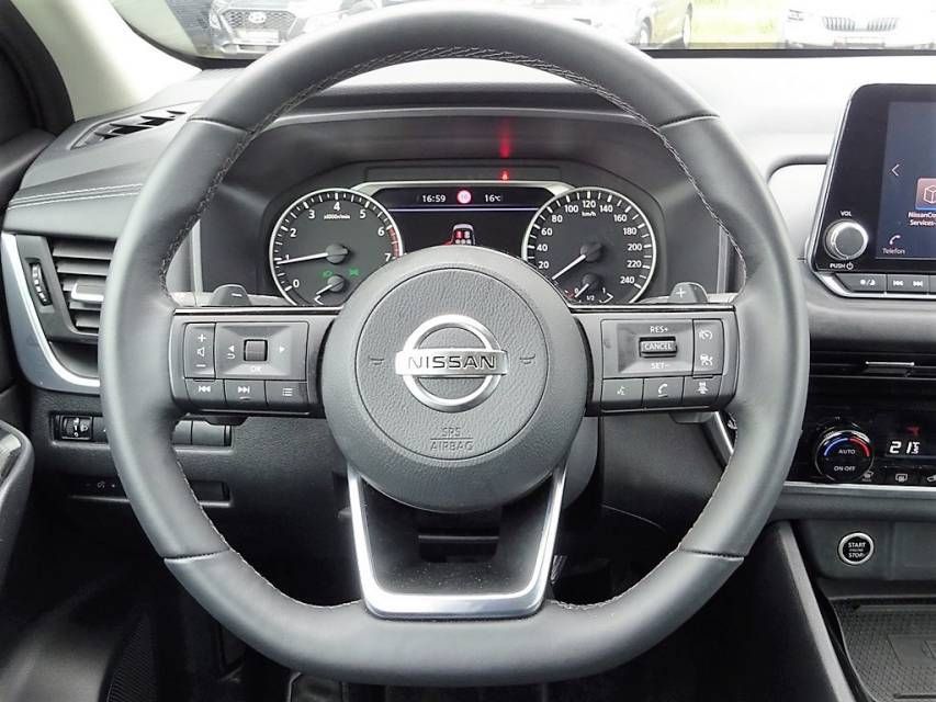 Fahrzeugabbildung Nissan Qashqai 1,3 DIG-T Xtronic Acenta