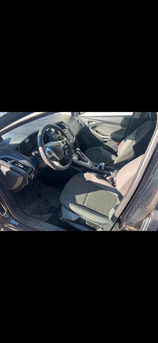 Ford Focus 2012 — photo 13