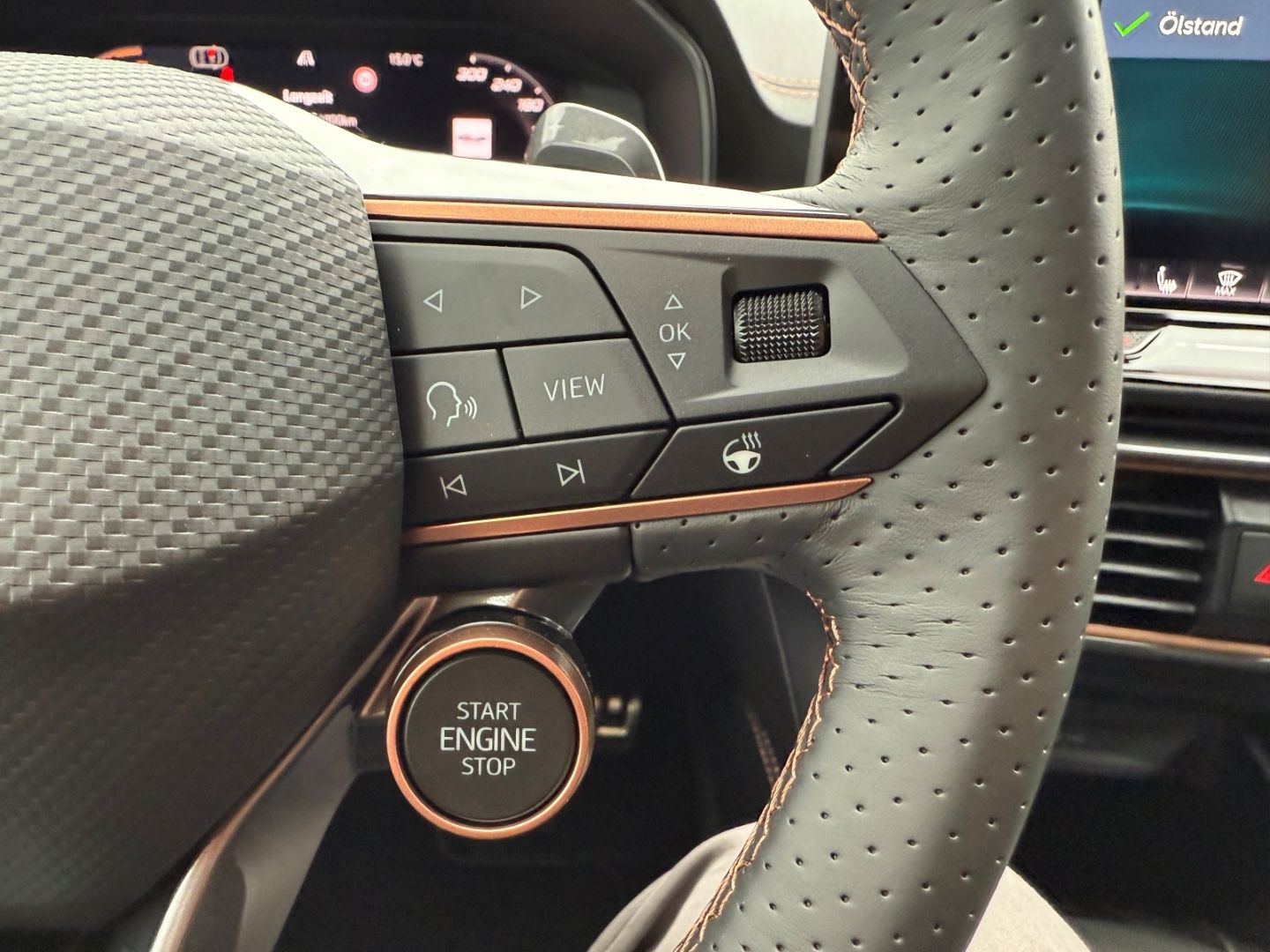 Fahrzeugabbildung CUPRA Leon Sportstourer 1.5 eTSI 110 kW Sportpaket Nav