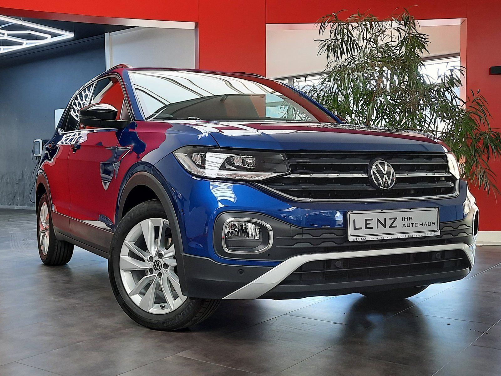 Fahrzeugabbildung Volkswagen T-Cross Move TSI *AHK*Cam*Navi*LED*PDC*Sitzhzg*