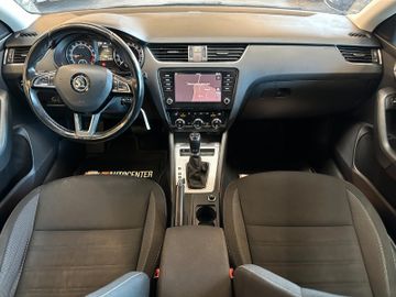 Skoda Octavia *ACC*PDC*NAVI*2-Zonen*Car-PLAY*