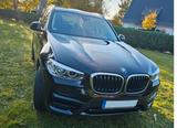 BMW X3 xDrive30e ADVANTAGE ; Pano, AHK; Garantie - BMW X3 mit Hybrid-Antrieb