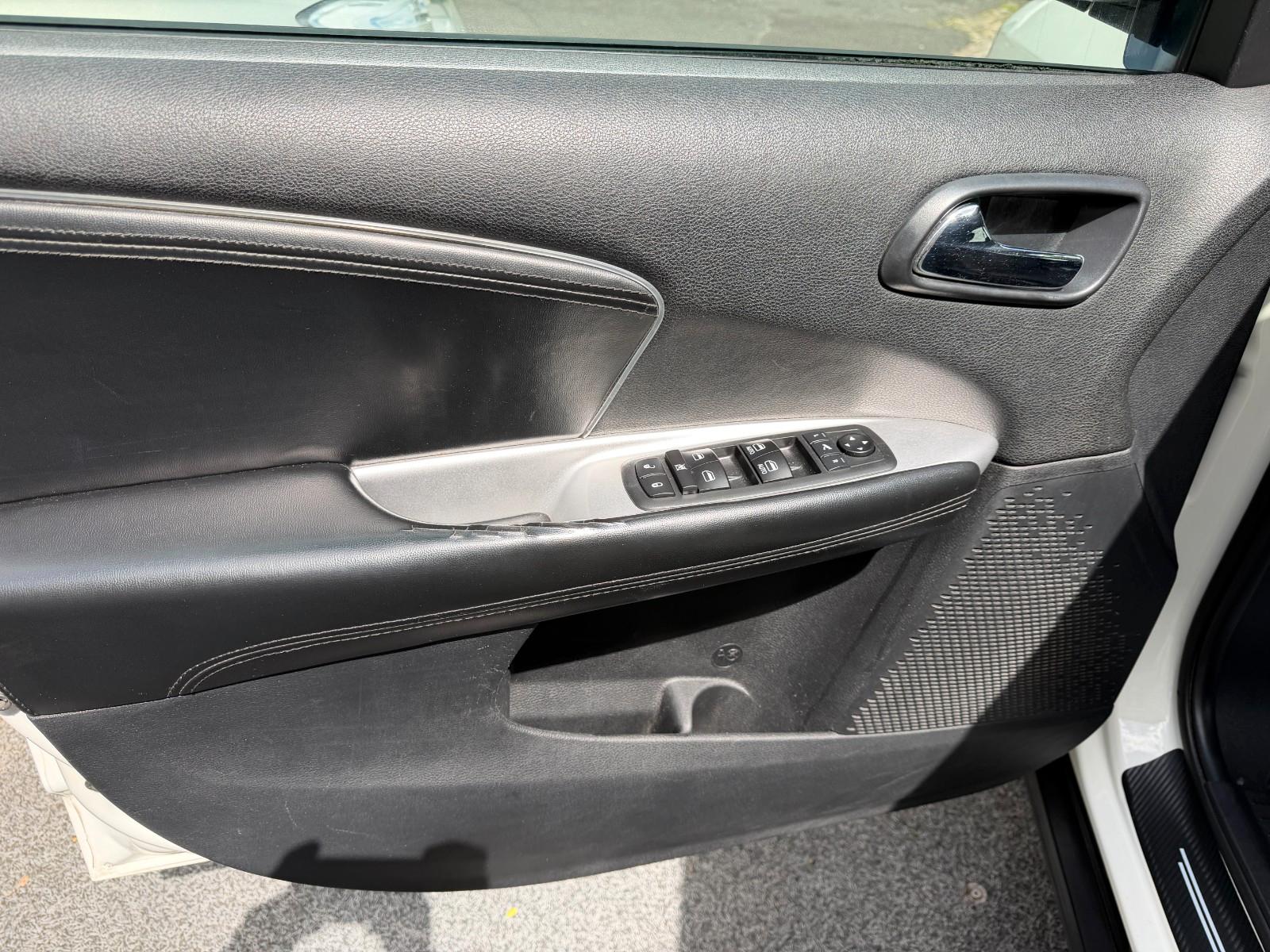 Fiat Freemont AHK/PDC/ALLWETTER/7-SITZER/TÜV 05.2028