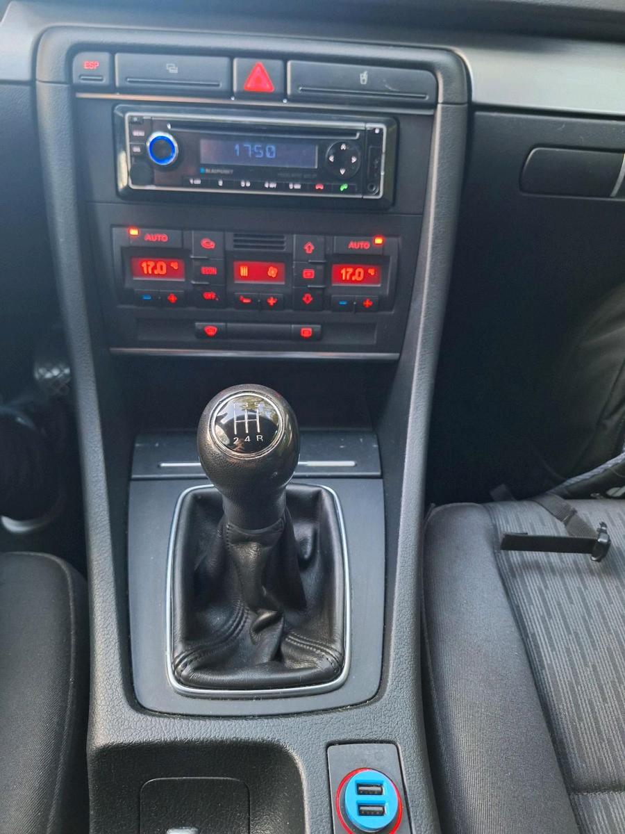 Audi A4 2005 — photo 9