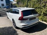 Volvo V60 B4 DCT Plus Dark Plus Dark - Volvo V60 in Mainz
