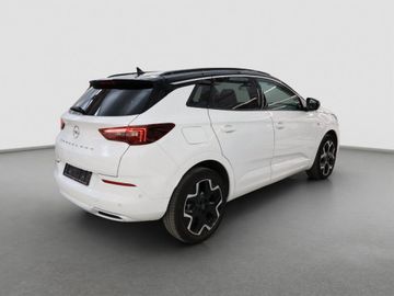 Fotografie des Opel Grandland (X) Grandland 1.2 DI Automatik Ultimate