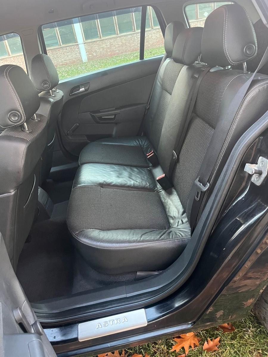 Opel Astra 2007 — photo 9