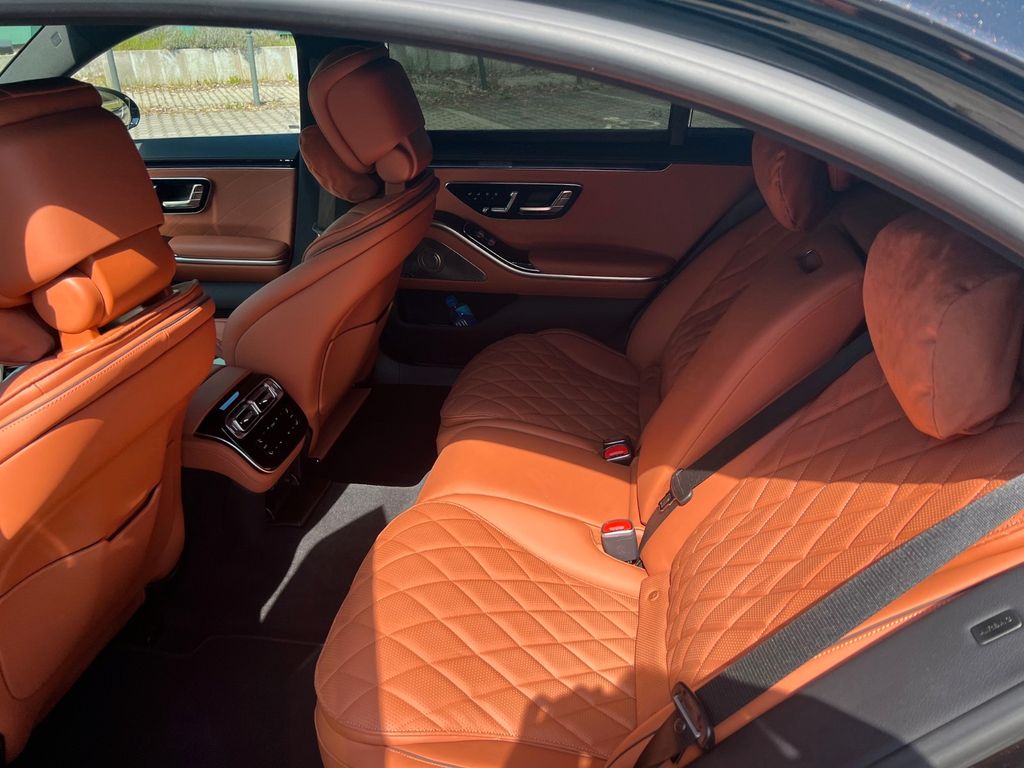 MERCEDES-BENZ S-Class 2024