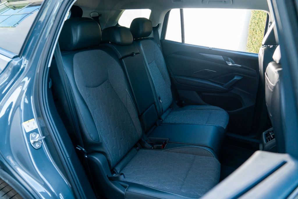 VW Tayron 1.5 eTSI Life/ AHK/ IQ DRIVE/ PANO/ ACC VW Tayron 1.5 eTSI Life/ AHK/ IQ DRIVE/ PANO/ ACC