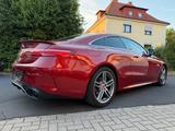 Mercedes-Benz E 200 AMG Coupe +Pano+StHz+BEAM+360°+COMAND+KeyG - Mercedes-Benz E 200: Sportwagen