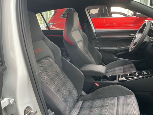 Golf GTI 2,0 l TSI DSG Navi AZV Matrix