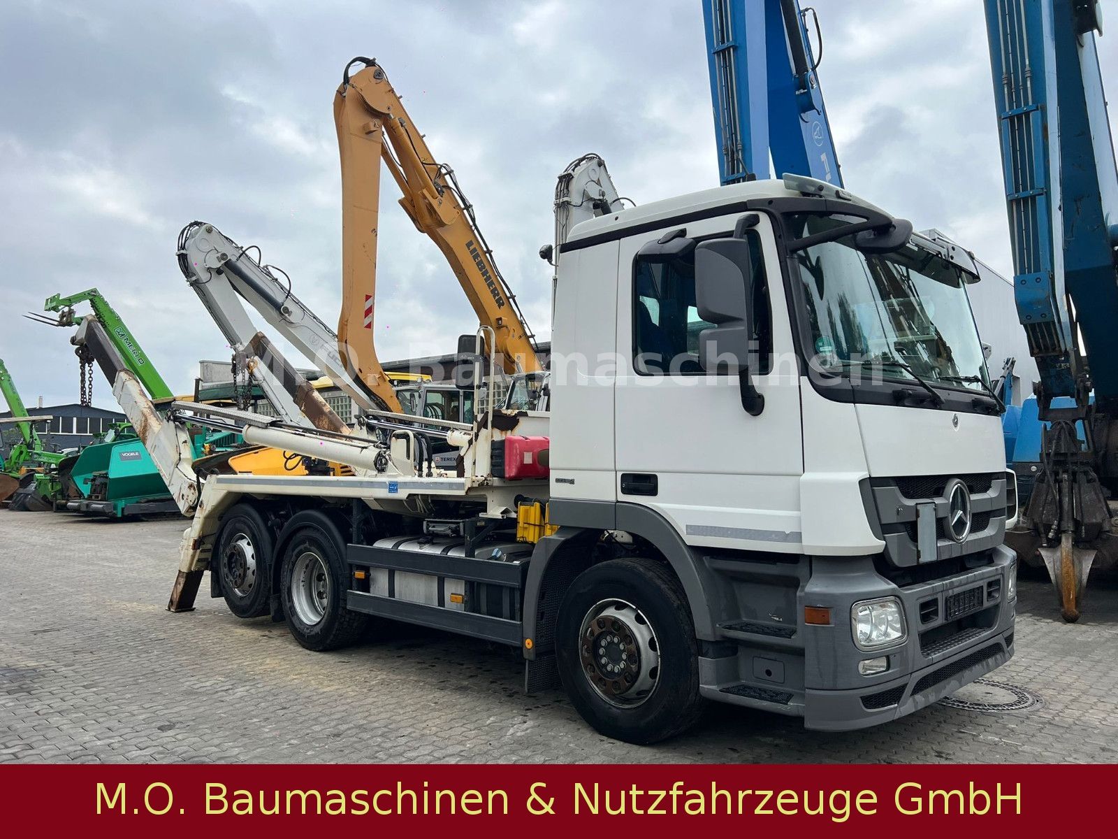 Fahrzeugabbildung Mercedes-Benz Actros 2541/Klima/3 Achser/6x2/TÜV NEU