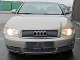 Audi A4 2.4L 6 Zylinder - Audi: Zylinder