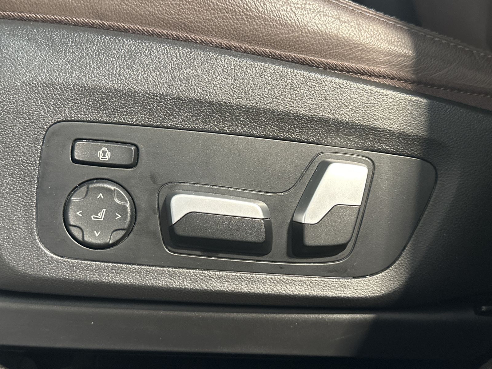 Fahrzeugabbildung BMW iX3 Impressive NAV+LASER+ACC+KAMERA+PANO+HUD+AHK