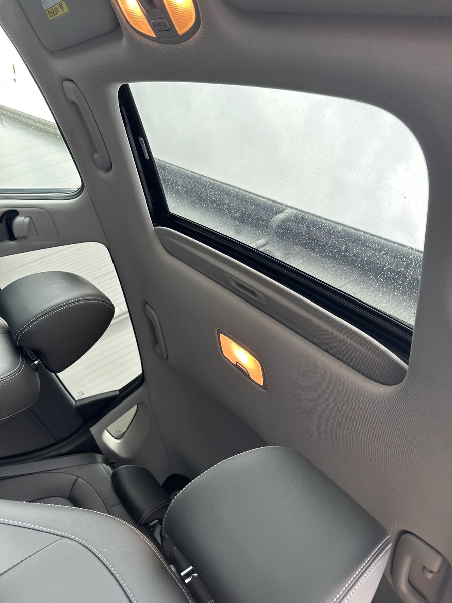 Fahrzeugabbildung Hyundai KONA 1.6 CRDi DCT NAV+LED+AHK+HEADUP+KAM