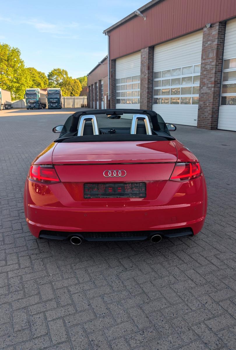 Audi TT Roadster 2.0 TDI ultra - S-line