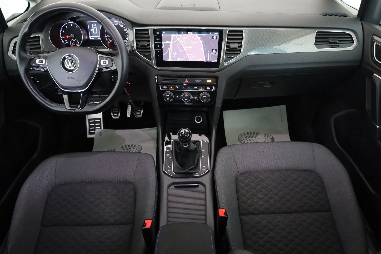Fahrzeugabbildung Volkswagen Golf Sportsvan VII Join,Navi,ACC,Panorama