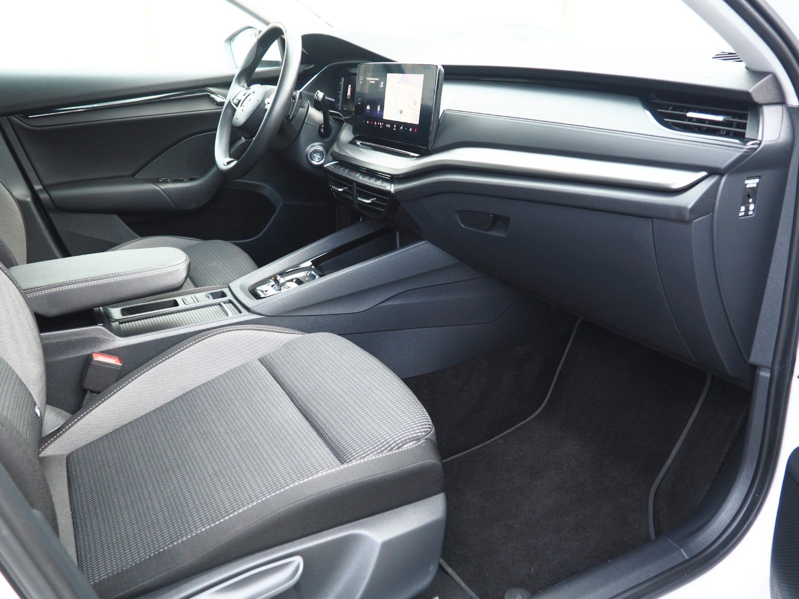 Skoda OCTAVIA Ambition*LED*CARPLAY*SHZ*Lenk.Hz.TEMP* foto 10