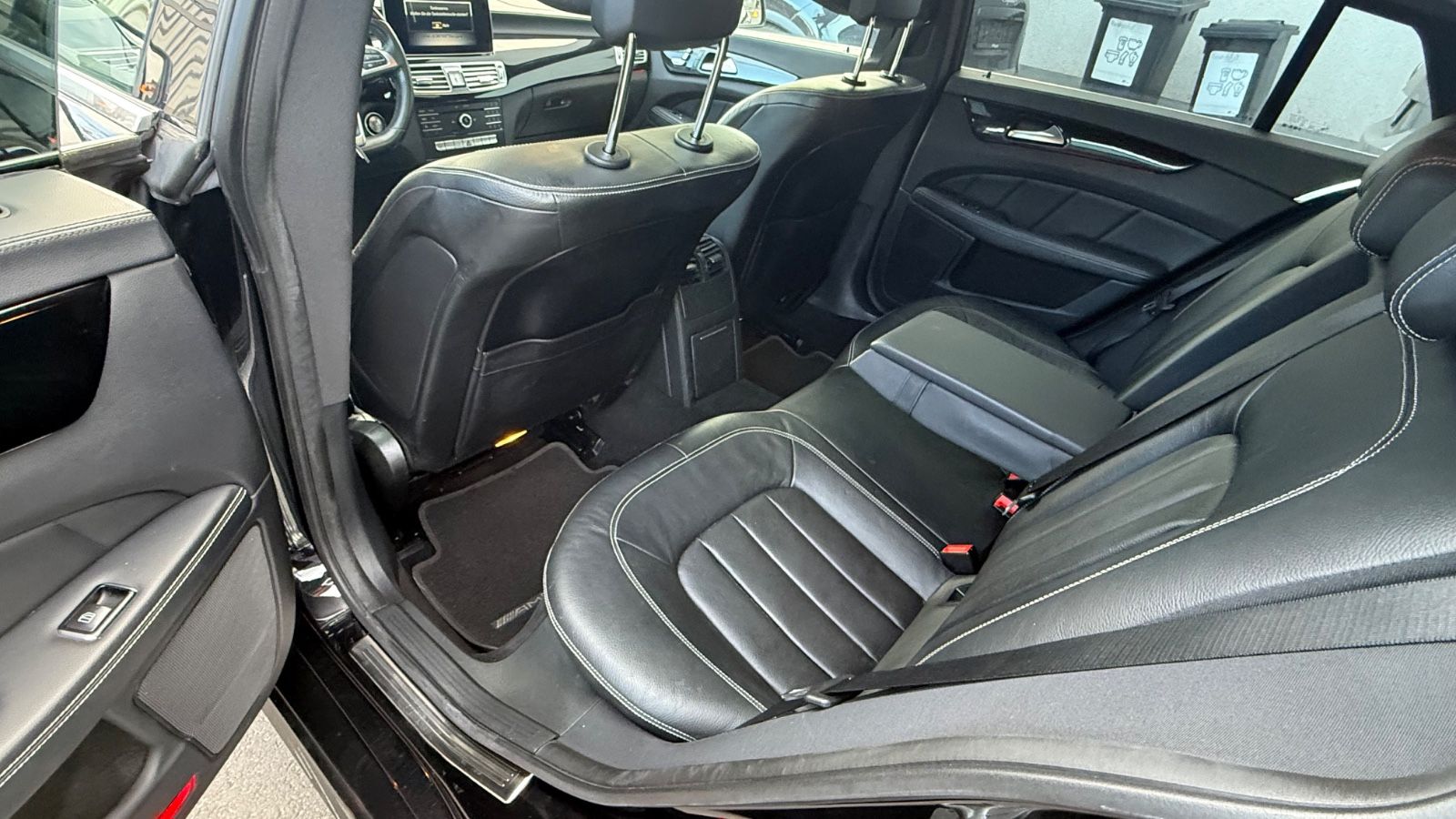 Fahrzeugabbildung Mercedes-Benz CLS 350 Cdi 4-Matic Final-Edition AMG-Line