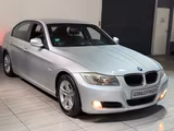 BMW Limousine 318d Facelift Navi Leder - BMW 3 Series aus 2009: Facelift