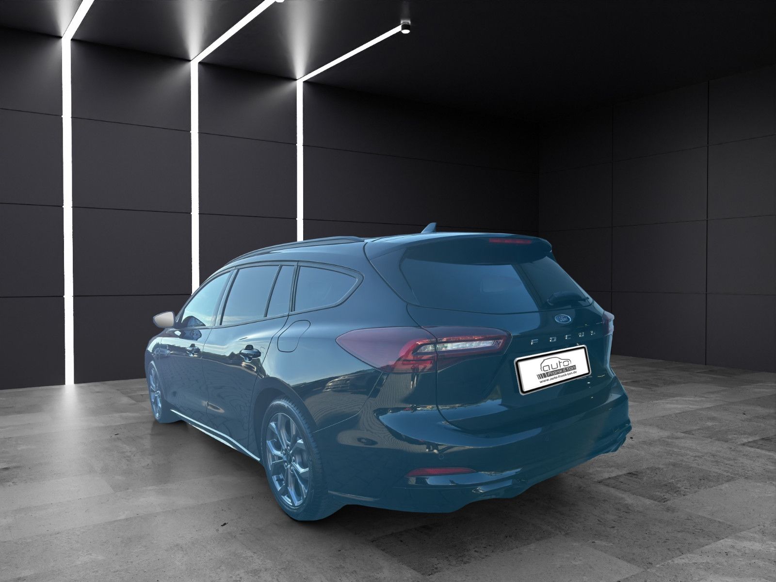 Fahrzeugabbildung Ford Focus Turnier ST-Line/Keyless/ACC/Winter Paket