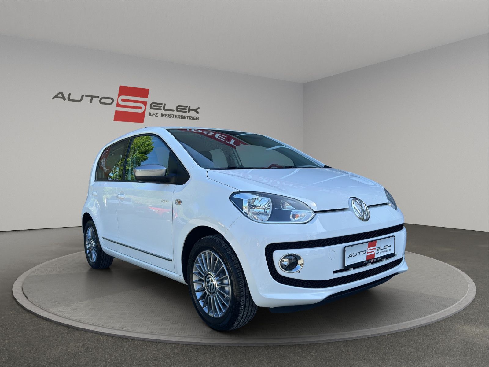 Fahrzeugabbildung Volkswagen up! cheer up! KLIMA 4-TÜRIG AUS 1.HAND