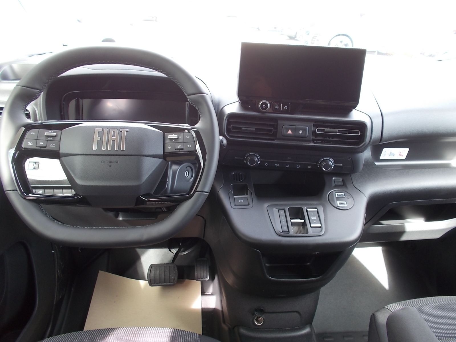 Fahrzeugabbildung Fiat Doblo Multicab L2 1.5 BlueHDi