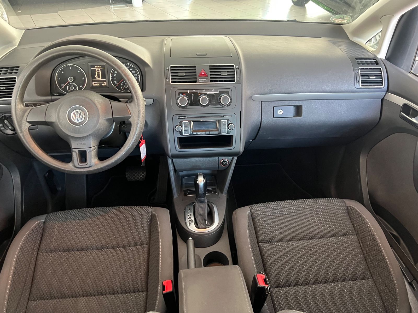 Fahrzeugabbildung Volkswagen Touran 2.0 TDI DSG