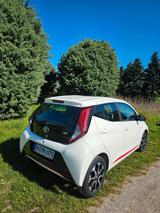 Toyota Aygo (X) 1,0-l-VVT-i x-play connect x-shift ... - Toyota: Aygo Vvt I