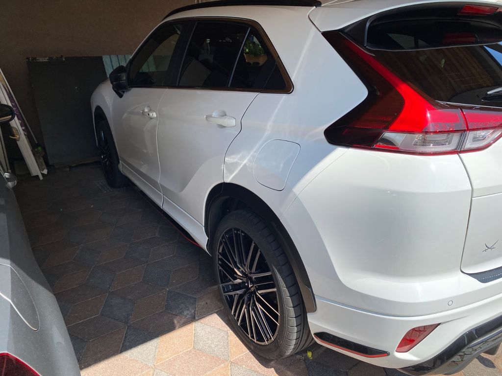 Image of Mitsubishi Eclipse Cross