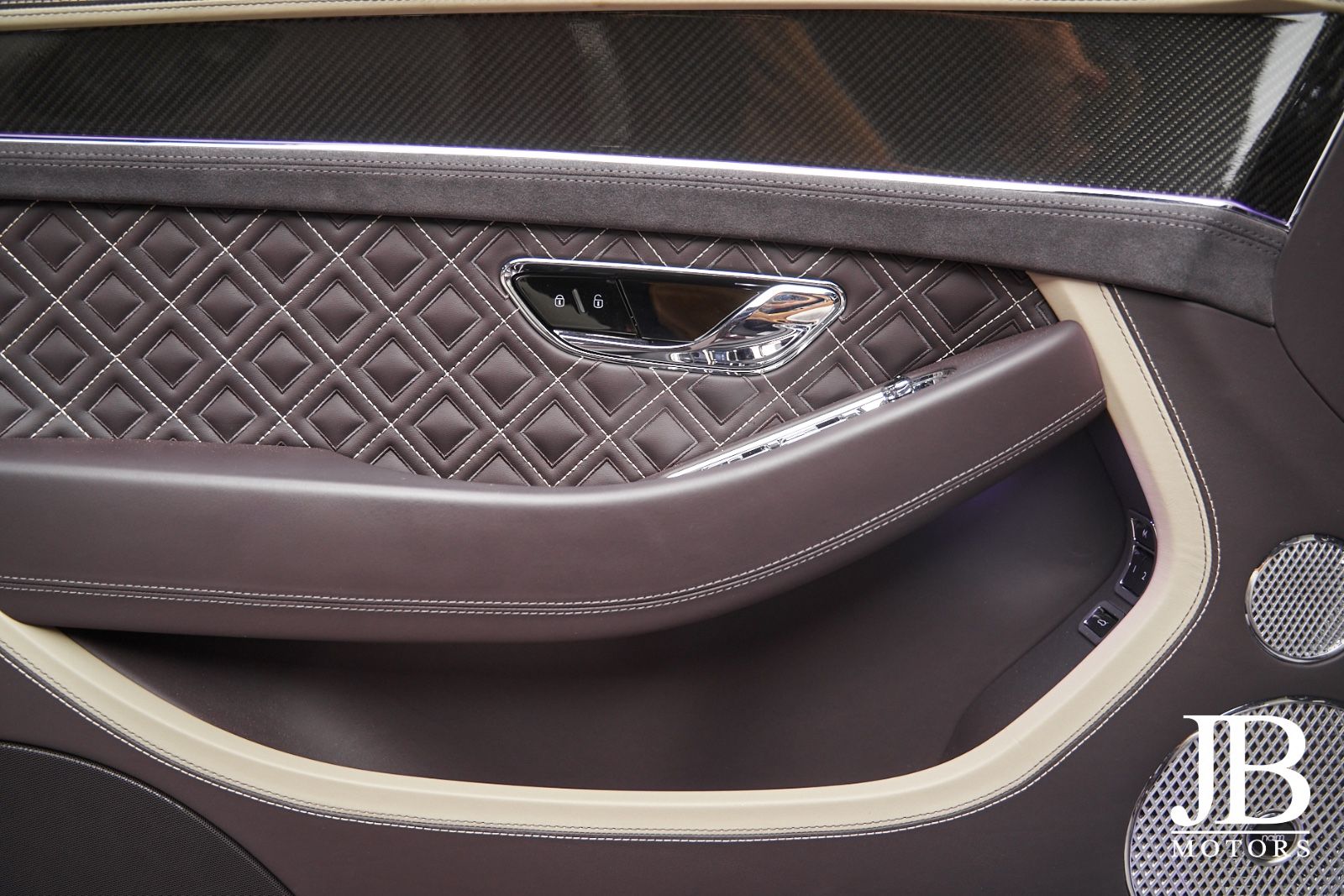 Fahrzeugabbildung Bentley Continental GT Speed Naim Ceramic Rotating Disp.