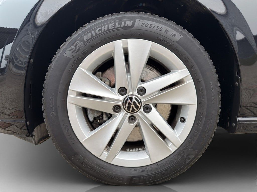 Volkswagen Golf - Bild 18