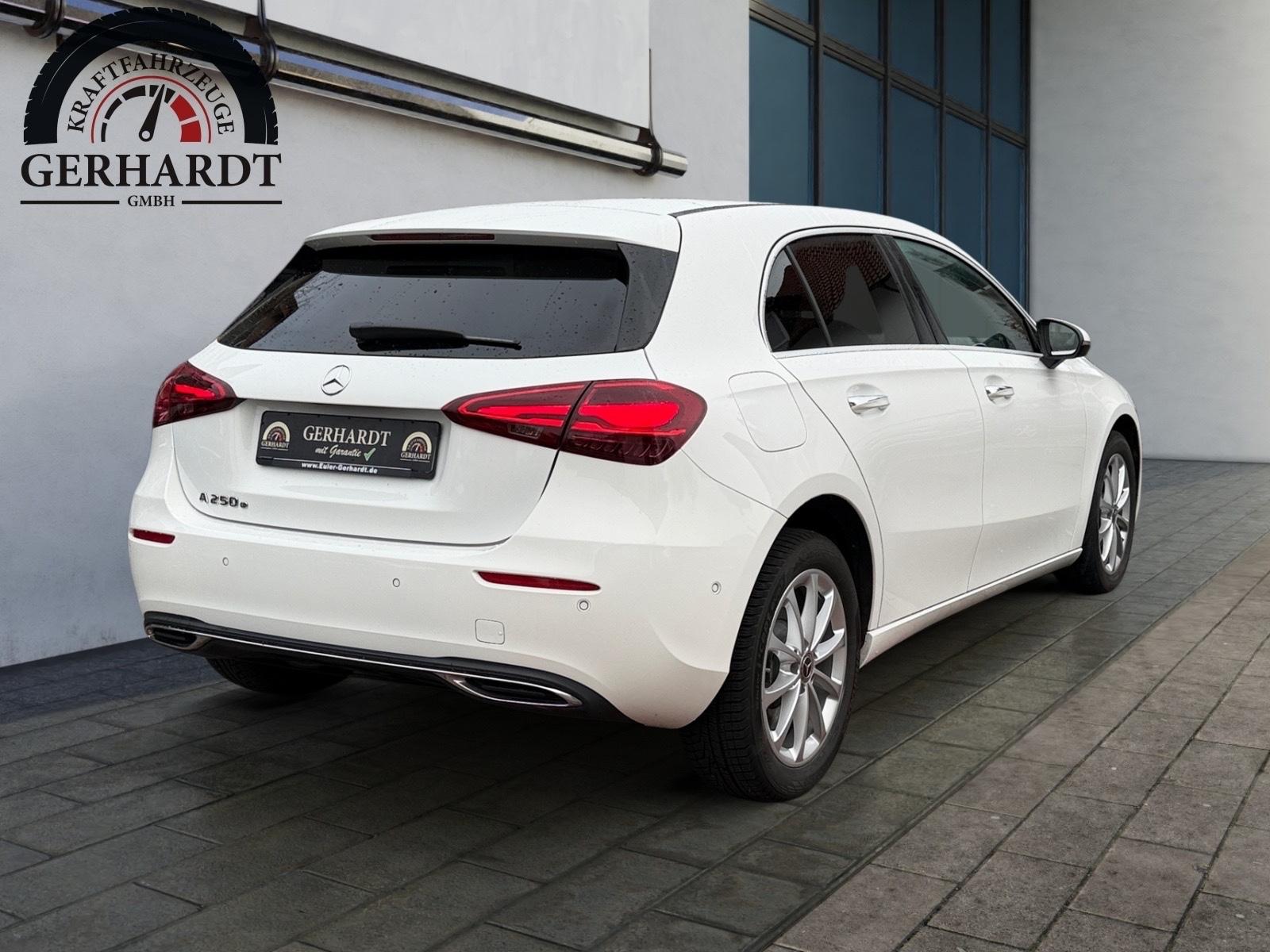 Mercedes-Benz A 250e*AUTOM.*KEYLESS*DIGITAL*LED*GARANTIE*CAM*