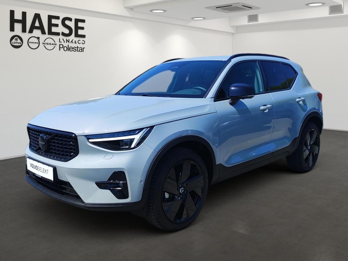 Volvo XC40 B3 Plus Black Edition AHK Digitales Cockpit