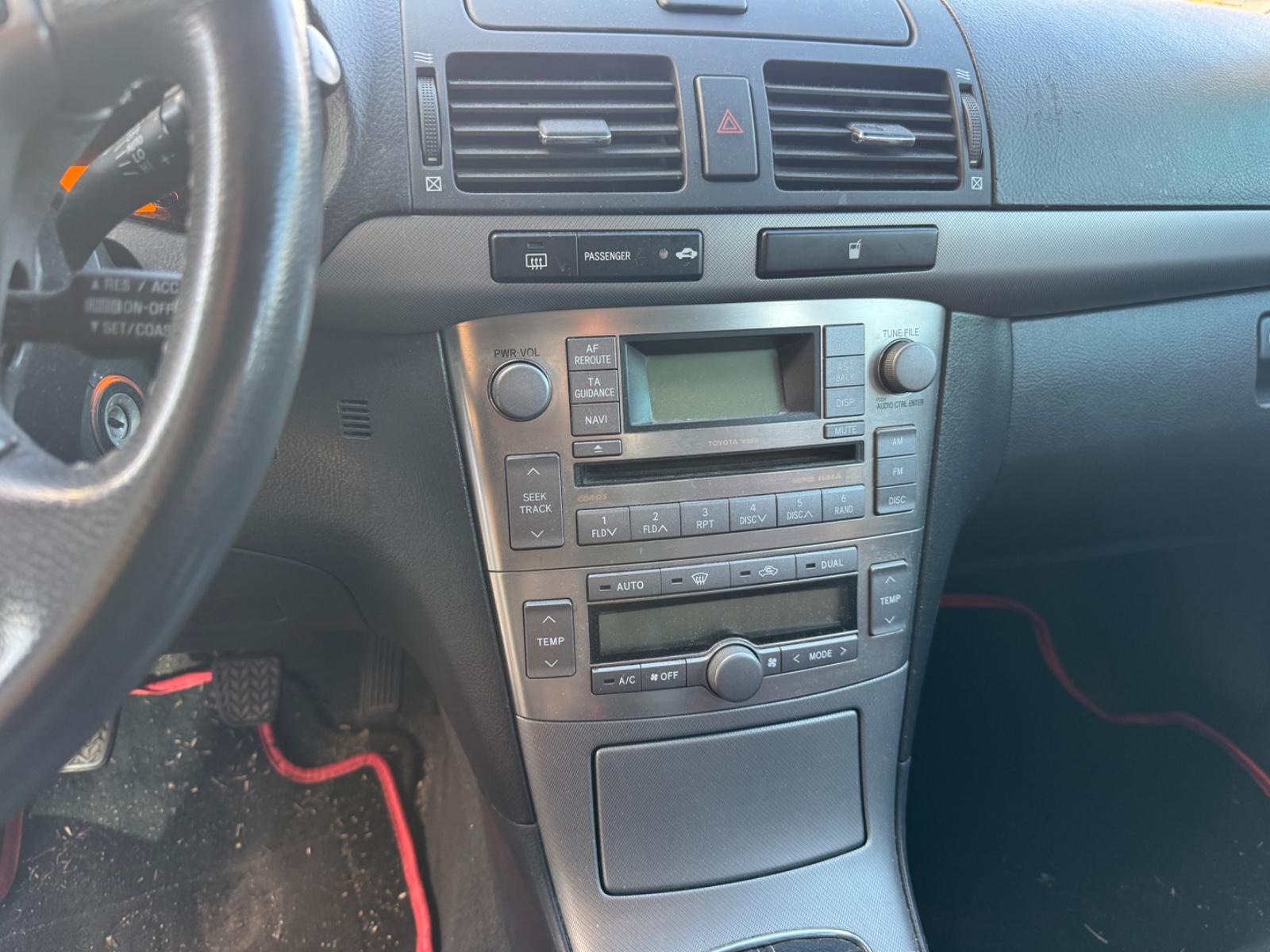 Toyota Avensis 2007 — photo 11