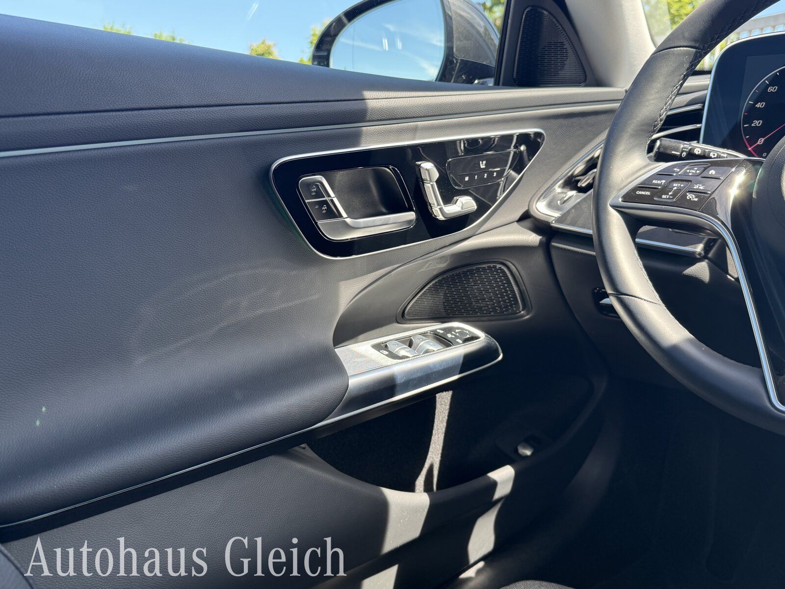 Fahrzeugabbildung Mercedes-Benz E 300 de Avantgarde Advanced Plus Distronic/Klim