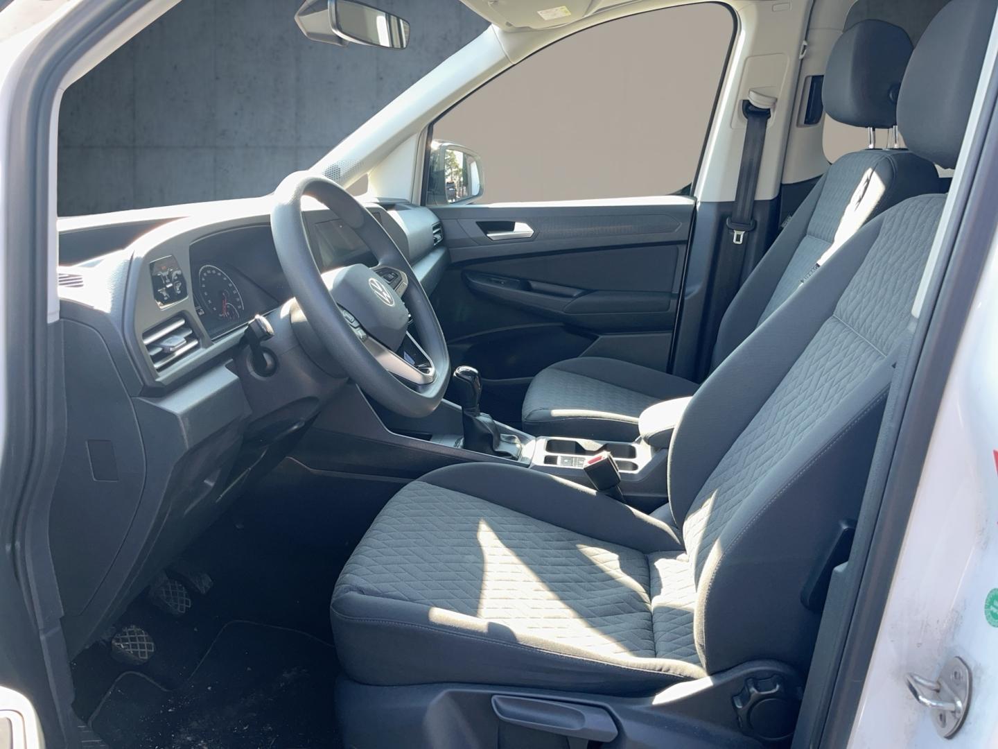 Volkswagen Caddy 1.5 TSI Life AHK PDC GRA KLIMA SHZ LANE AS