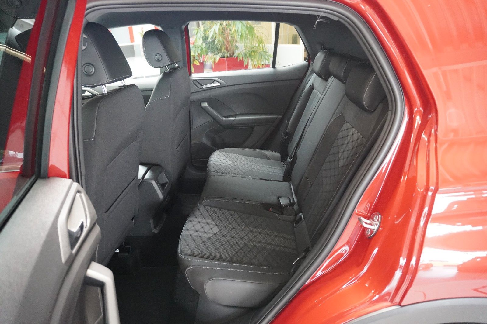 Volkswagen T-Cross - Bild 8