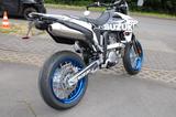 Suzuki DR-Z4 SM ABS SPEZIAL Edition Dekor EXTRAS - SUPER MOTO VON 251 BIS 500 CCM